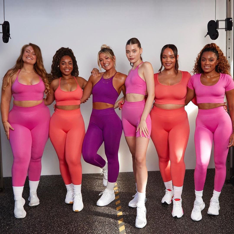 Les femmes personnalisent les ensembles de yoga 2 pièces Workout Gym Sexy Running Athletic Fitness Leggings sans couture
