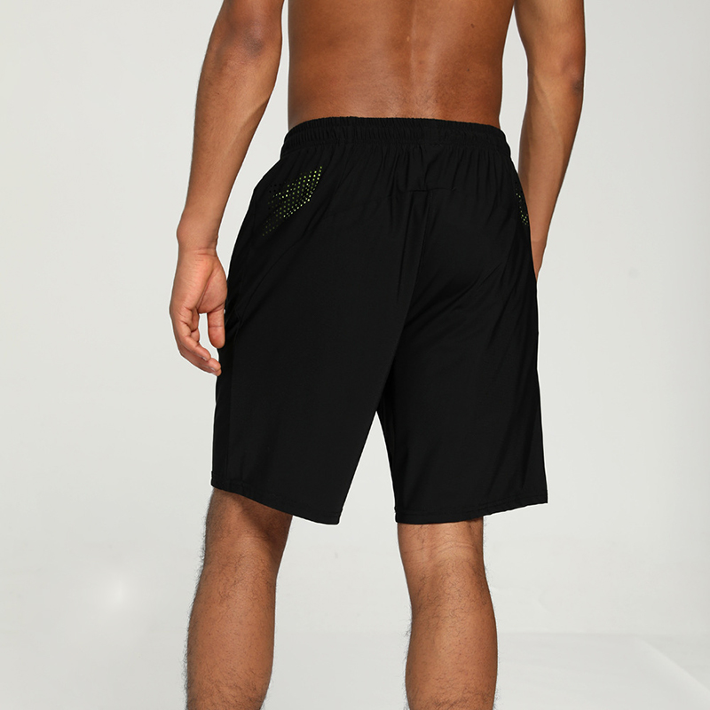 Shorts amples pour hommes Pantalons de plage en soie glacée mince 2021 Nouveaux pantalons pour hommes Pantalons décontractés de sport cool
